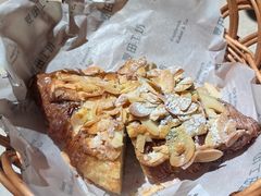 杏仁羊角-麦田工坊(月湖店)