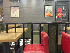 -愉肴麻辣香锅(中山路店)