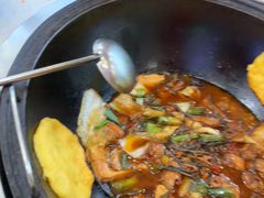 -鲁员外地锅鸡地锅鱼(古墩路店)