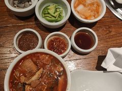 -萨拉伯尔(燕莎友谊商城店)