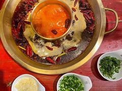 -小龙翻大江文化火锅(宽窄店)