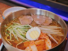 -明洞阿姨·韩式酱蟹烤肉·创意料理(三元桥店)