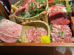 -山川小町·极番烧肉(新地假日广场店)