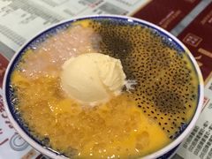 -赵记传承特色牛奶甜品(泉城广场店)