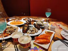 -四海一家自助餐(益田假日广场店)