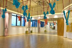 点击看大图 -静待花开瑜伽尊巴会馆