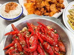 -丹水桥地锅鱼·翘嘴鲌·地方特色全鱼宴(丹江口大坝店)