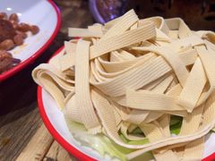 -阿郎龙虾烧烤海鲜馆(苏河融景店)