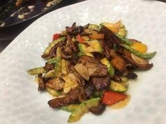 -宏达宴老菜馆(群力第四大道店)