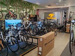 -英派斯健身旗舰店(海信国际中心馆)