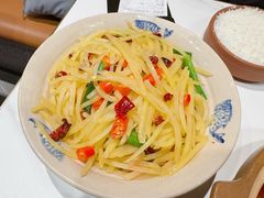 酸辣土豆丝-潇湘阁(昆泰国际大厦店)