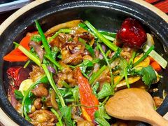 -沙胆彪炭炉牛杂煲(上海日月光广场店)