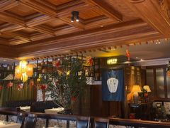 -八府香鸭·啫啫煲(华山路店)