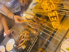 -喜悦小串海鲜烧烤大排档(高新万达店)