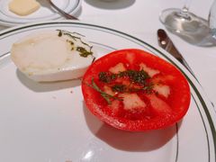 马苏里拉奶酪和牛排番茄-Wolfgang’s Steakhouse 沃夫冈牛排馆(上海白玉兰广场店)