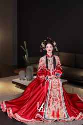 -Renee芮亦婚纱(原丽莎)