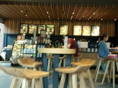 -星巴克(美丽华花园店)