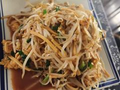 -八两八金·莱芜特色炒鸡(市南漳浦路店)