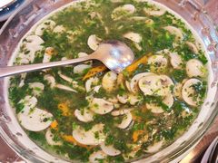 荠菜蘑菇烩虾仁-长兴菜馆(高桥店)