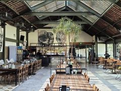 -喜洲吧·江畔老船厂·庭院餐厅(喜临院店)