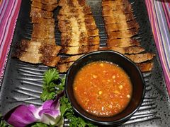 -香巴拉云南餐厅(华莱坞店)