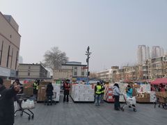 -胖东来生活广场(健康路店)