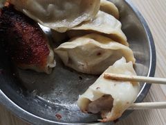 -黄阿姨锅贴大王(万航渡路店)