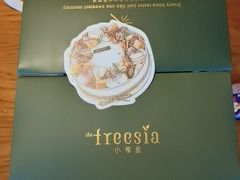 -小苍兰风铃草蛋糕甜品(沈阳店)