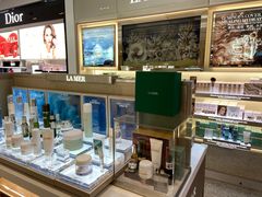 -日上免税店(三径路t3店)