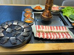 -臻牛烤肉