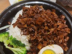 -西部马华清真兰州牛肉面·烧烤夜市(三里河店)