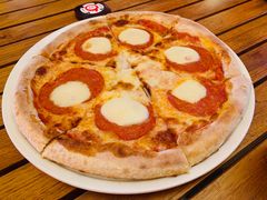 -城市大道红炉披萨烘焙坊