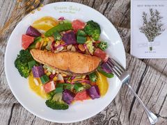 虚度光阴的慢热三文鱼沙拉-Dreamsalad梦想轻厨(健康轻食·减脂沙拉·意面·祖庙店)