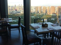 靠窗位-君悦酒店·乐厨·高空自助餐(青年大街店)