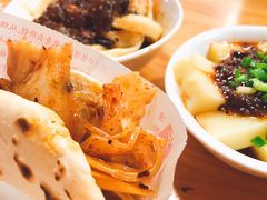 饵丝锅盔-洞子口张老二凉粉(文殊院店)