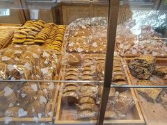 -玛尔哈巴·塔塔尔糕点(华侨小区店)