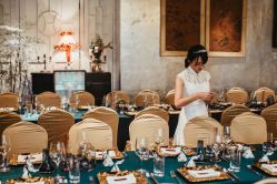 小礼服-Flora婚纱礼服定制租赁店