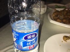 -八府香鸭·啫啫煲(华山路店)