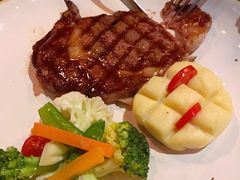 -SISTERS BAR RESTAURANT川意酒馆(嘉善老市H楼店)