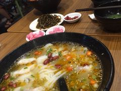 -苗乡米线(建军路店)