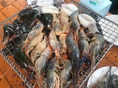 大头蓝虾-芭提雅Amporn Seafood自助餐厅