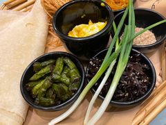 -丁里羊肉小镇(天鹅湖总店)