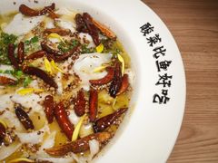 老坛子酸菜鱼-新太二·鲜料川菜(万泰汇店)