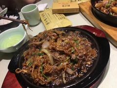 -巷子里小酒馆(西三道街店)