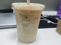 生椰拿铁-瑞幸咖啡(海螺大厦店)