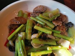 -蝴蝶里·粤菜·点心(滨江龙湖店)