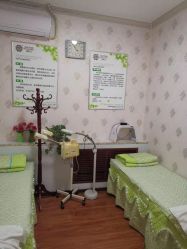 -苗医生专业祛痘祛斑.皮肤管理