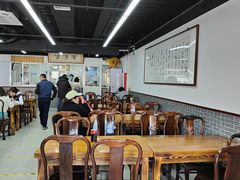 大堂-京东一绝西海子西园烧饼夹肉