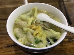 -笑来喜馄饨小笼工坊店(湖滨街店)