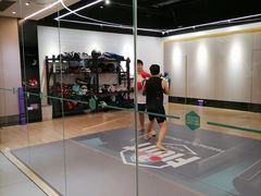 -懒人Club运动健身·运动康复·私教(卓越时代广场店)